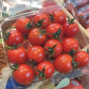 Legumes: Tomate Holandês - Unidade