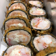 makimono Hot: Makimono Hot da Casa (10 Peças) - Salmão, Camarão, kani e Cream Cheese (Sem Arroz), Empanado na Farinha Panko