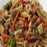Yakisoba: Yakisoba Carne - Yakisoba | Meia (Ingredientes: Yakisoba)