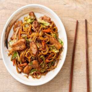 Yakisoba: Yakisoba Frango - Yakisoba | Meia (Ingredientes: Yakisoba)