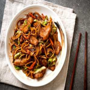 Yakisoba: Yakisoba Porco - Yakisoba | Meia (Ingredientes: Yakisoba)