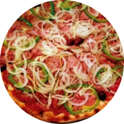 Premium: Mexicana - Pizza Grande 35cm (Ingredientes: Azeitona Preta, Calabresa, Cebola, Molho de tomate caseiro, Mussarela, Orégano, Pimenta, Pimentão)