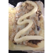 Hot Dogs - Doces: Dog Paçoquita - Hot Dogs (Ingredientes: Chocolate Preto, Creme Especial, Leite Condensado, Paçoca, Queijo)