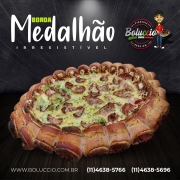 Borda Recheada: BORDA MEDALHÃO: CALABRESA, MUSSARELA, BACON - BORDA RECHEADA