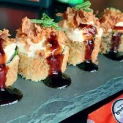 Hot Rolls: HOT ROLL SALMAO COM CEBOLA CRISPI - HOT SALMÃO CEBOLA CRISPI
