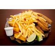 Porções: Isca de Peixe c/ Fritas)