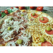 AS MAIS VENDIDAS: PIZZA G 1/2 MUSSARELA 1/2 CALABRESA - 1 DELICIOSA PIZZA 1/2 CALABRESA ACEBOLADA 1/2 MUSSARELA COM TOMATE.