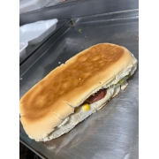 Hot Dogs: Dog Calabresa - Lanches (Ingredientes: Alface, Batata Palha, Calabresa, Catchup, Ervilha, Maionese, Milho, Molho Barbecue, Mostarda, Tomate)