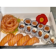 Combinados: CombinadoAKIRA 20 PÇS - Combos e Combinados (Ingredientes: 4 HOSSOMAKI SALMÃO, 4 NIGUIRI, 6 SASHIMI, 6 URAMAKI)