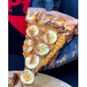 Doces: BANANA CREMOSA - Pizza Grande (Ingredientes: Banana, Canela em Pó, Doce de Leite)