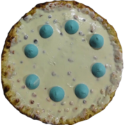 Fini: 652-Ken - Pizza Broto (Ingredientes: Chocolate Branco, Marshmallow Vulcão Azul)