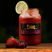 Suco: Lemonade 500 ml - LIMONADA COM FRUTAS VERMELHAS *imagem meramente ilustrativa*
