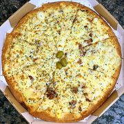 Tradicionais: 02-Americana - Pizza Grande (Ingredientes: Bacon, Cebola, Mussarela, Ovos, Palmito)