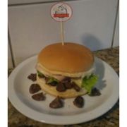 Lanches: X Coração - Lanche (Ingredientes: Alface, Coração de Frango, Ervilha, Maionese, Milho, Ovo, Queijo, Tomate)