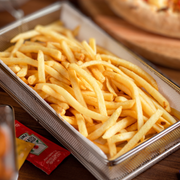 Porções: Batata Frita 300gr - Porção Inteira (Ingredientes: Batata Frita, Creme de Alho, Molho Tartaro)