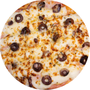 Tradicionais: Peito de Peru - Pizza Grande (Ingredientes: Azeitona Preta, Catupiry, Molho de Tomate, Mussarela, Orégano, Peito de Peru Defumado)