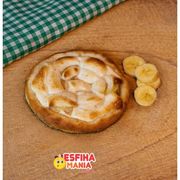 Esfihas doces campeãs: Banana nevada - Banana, Chocolate branco caramelizado, açúcar e canela. Essa é de outro mundo.