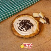 Esfihas Doces: Chocolate Branco - Esfiha Doces (Ingredientes: Chocolate Branco, Granulado)