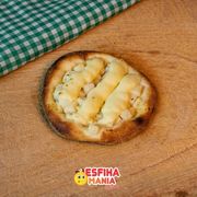 Esfihas especiais: Catupalmito - Esfihas salgadas (Ingredientes: Catupiry, muçarela, Palmito)
