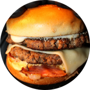 Aprisco Premium: Quatro queijos artesanal - Aprisco Premium (Ingredientes: 2 smash de costela 90gr, bacon, catupiry, creme de cheddar, mussarela, pao brioche, parmesão)