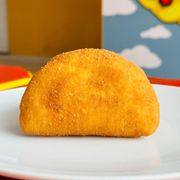 Salgados: Risole de Carne - Salgado de macaxeira com recheio de carne