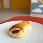 Salgados: baguete de calabresa com cream cheese - baguete de calabresa com cream cheese