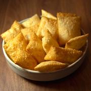 Mini Pastéis: Combo de Mini Pastel - 100 Unidades (Ingredientes: Opções de combo:30, 50, 100, unidades)