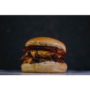 Lanches: Duplo smahs Bacon - Lanche tamanho P (Ingredientes: 2 fatia de queijo Chedder, 2 hamburguer 80G, Bacon, Barbecue, Maionese da Casa)