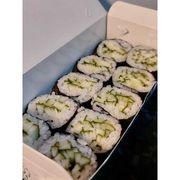 Makimono: Kappamaki (10 UNIDADES) - Arroz, pepino enrolado em alga marinha