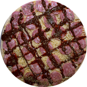 Brood: Calabresa com Barbecue - Pizza Pré-Assada | Grande (Ingredientes: Molho de Tomate, Muçarela, Calabresa Fatiada, Molho Barbecue, Orégano)