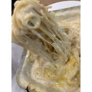 Espaguetes: Espaguete com molho branco - Porção Individual - 500g (Ingredientes: Espaguete, Molho Branco, Mussarela)