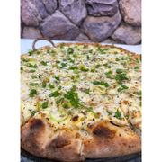 Salgadas: Alho Poró - Pizza Grande (Ingredientes: Alho Poró, Catupiry, Molho, Mussarela, Orégano)