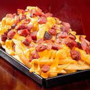 Porções: Fritas Especial - Média (Ingredientes: Bacon, Batata Frita, Calabresa, Queijo)