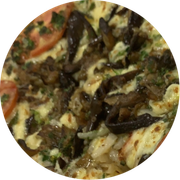 Tradicionais: Aliche - Pizza Grande (Ingredientes: Aliche, Azeitonas, Mussarela, Orégano, Parmesão, Tomate)