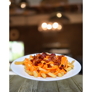 Batata Frita: Batata Frita Média com Bacon e Cheddar - Batata Frita (Ingredientes: Bacon em cubos, Batata Frita (porção média), Cheddar (porção))