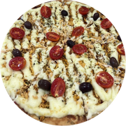 Tradicionais: Frango Com Catupiry - Pizza Grande (Ingredientes: Azeitonas, Coberto Com Catupiry, Frango Desfiado, Orégano, Tomate Cereja)