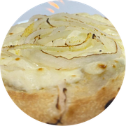 Esfihas Salgadas: Argentina - Esfiha (Ingredientes: Cebola, Cream Cheese)