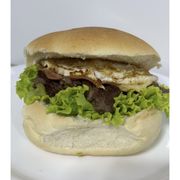 Sanduíches Especiais: 27 - X-Filé - Lanches (Ingredientes: Alface, Filé, Ovo, Pão Redondo, Presunto, Queijo, Tomate)