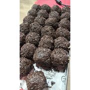 DOCES: Brigadeiro - Brigadeiro
