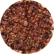 Tradicionais: calabresa com barbecue - Pizza Grande (Ingredientes: Calabresa, Molho Barbecue, Molho de Tomate, Mussarela, Orégano)