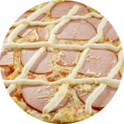 Tradicionais: peito de peru c/catupiry - Pizza Grande (Ingredientes: Catupiry, Molho de Tomate, Mussarela, Orégano, Peito de Peru)