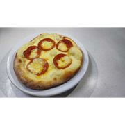 Esfihas Salgadas: Esfiha De Queijo Meia Cura Com Peperoni - Esfihas (Ingredientes: Pepperoni, Queijo)