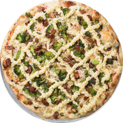 Premium: 33.Loucura de Brócolis - Pizza Grande (Ingredientes: Bacon, Brócolis, Cream Cheese, Frango Desfiado, Molho de Tomate Italiano, Mussarela)