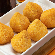 Coxinhas Lanche | 70g: Lanche 06 - 06 un (Ingredientes: Desfrute de uma seleção tradicional com nosso Combo Clássico. Carne, Calabresa, Frango, Mussarela ou Salsicha Empanada.Perfeito para matar a fome e satisfazer sua paixão por coxinhas!)