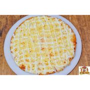 Salgadas: Quatro Queijos - Pizza Média (Ingredientes: Catupiry, Mussarela, Provolone, Ricota)