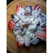 Doces: BROWNIE C/ MORANGO - Esfiha (Ingredientes: Brownie, Chocolate Ao leite, Leite Ninho em Pó, Morango)