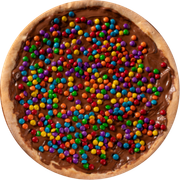 Doces: Chocolate C/ Confete - Pizza Gigante - 45 CM (Ingredientes: Chocolate ao Leite, Confete)