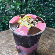 Sugestões: Paraíso Mãe Doce 700ml - Combo (Ingredientes: Açai, Brigadeiro, Chocolate Laka, Fruta: Banana, Mousse de Morango, Sonho de Valsa)