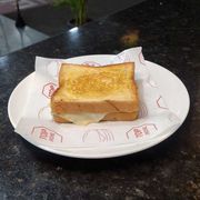 Sanduíche: queijo - Sanduíches Simples (Ingredientes: Pão de Forma, Queijo Mussarela)