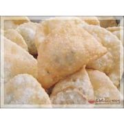 Padaria: Pastel de Frango - Massa Caseira.
